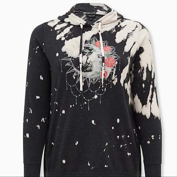 Torrid Hoodie 2 - Picture 5 of 9